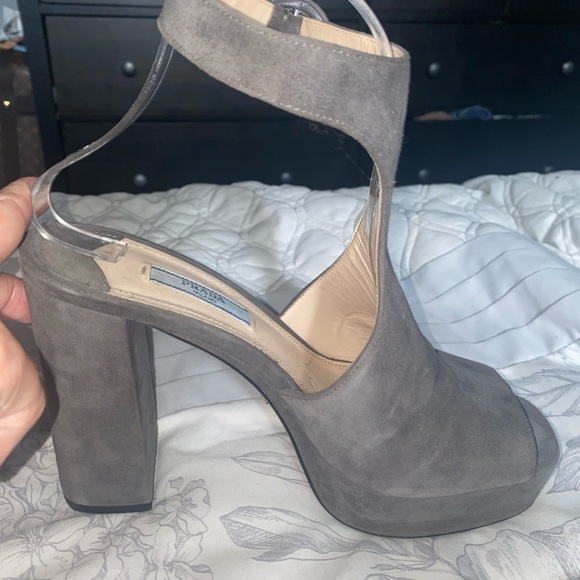 🔥🔥Prada Suede Chunky Heel Platform Sandals - Picture 4 of 9